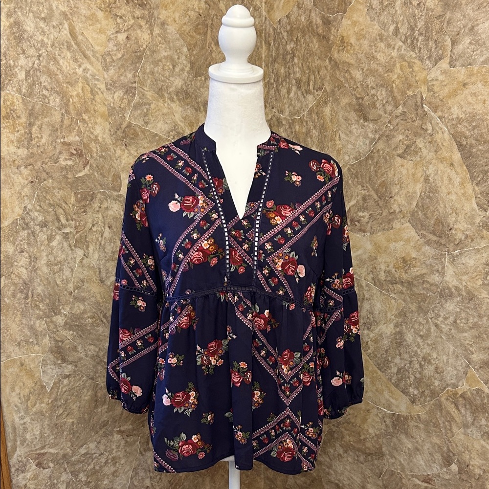 Mi Ami Navy Floral Blouse